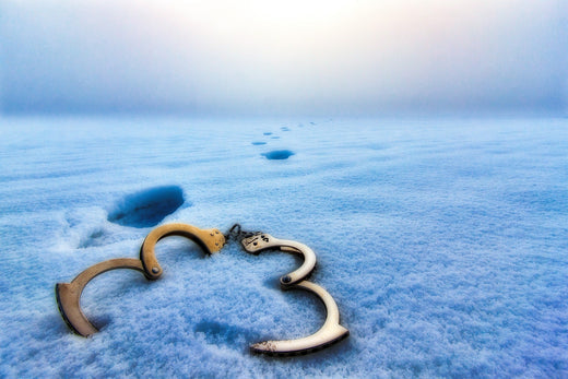 Cold feet & cold hands: Causes and treatment options